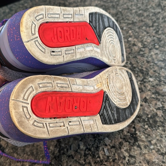Air Jordan Retro II Purple and Black Sneakers 10.5 - Picture 10 of 14